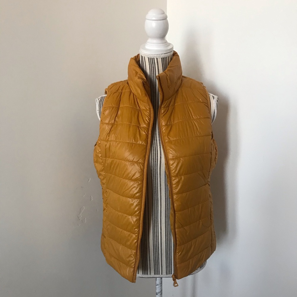 Mustard Quilted Padded Vest - Picture 8 of 11